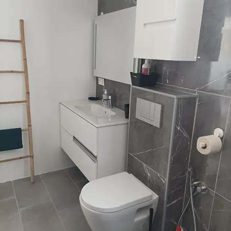 Belles étoiles En Cévennes Classée 3 étoiles Avec Piscine Privée Dans Le Gard *